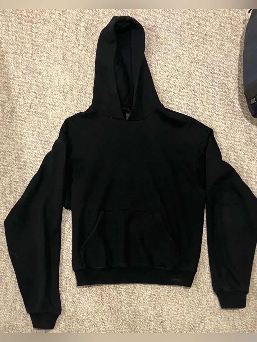 SKIMS Cotton Fleece Classic Hoodie - Picture 2 of 4